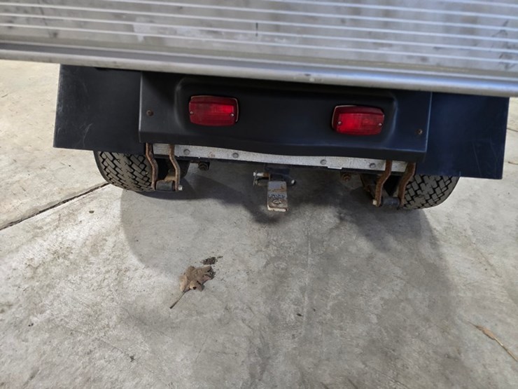 #191-•-1994-club-car-carryall-i-golf-cart-image-5