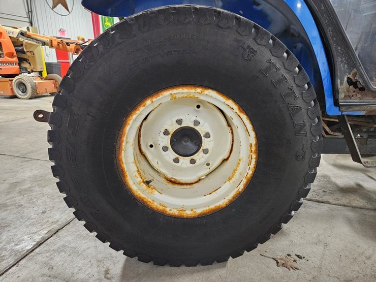 new-holland-tc40d-image-17