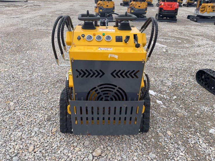 2025-zjg-zj-380-mini-skid-steer-image-7