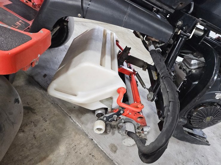 #112-•-jacobsen-greens-king-iv-greens-mower-image-13