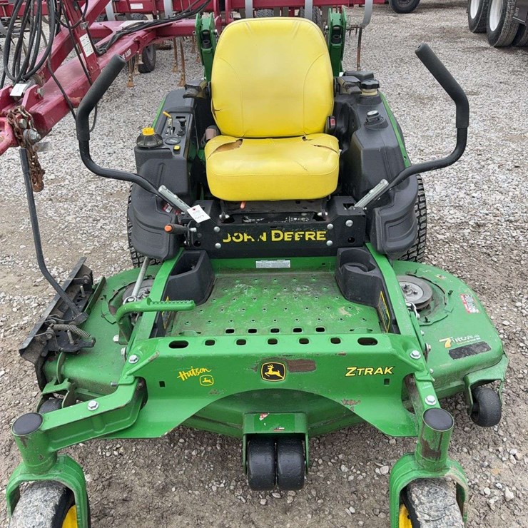 JOHN DEERE LA
