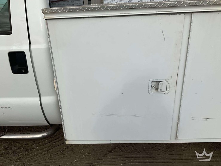 2006-ford-f550-image-36