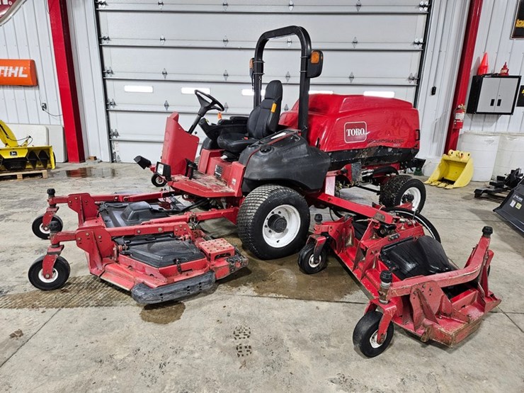 toro-groundsmaster-5900-image-1