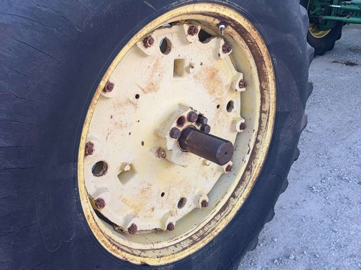 john-deere-4020-image-23