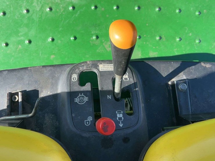 2010-john-deere-gator-cx-image-4