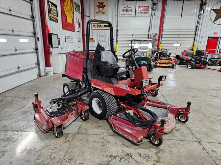 2011-toro-groundsmaster-4000d-image-7