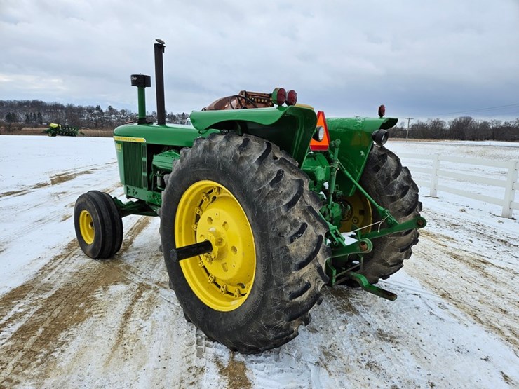 john-deere-5020-image-3