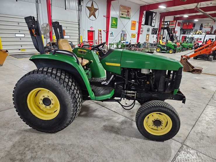 john-deere-4600-image-10