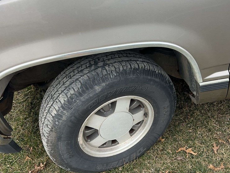 1999-chevrolet-tahoe-image-5