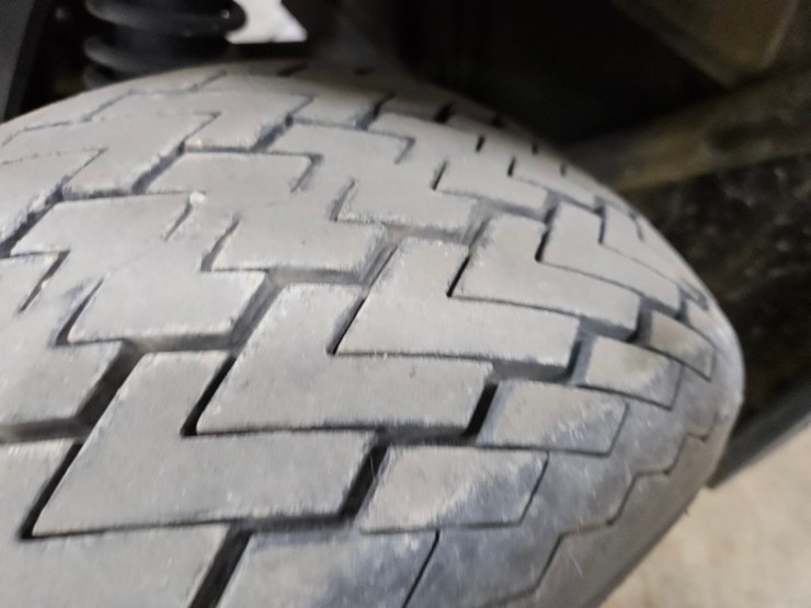 #143-•-2013-ez-go-rxv-electric-golf-cart-image-24