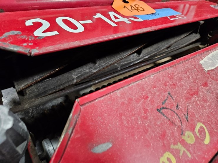 #146-•-(6)-spare-toro-mower-reels-image-7