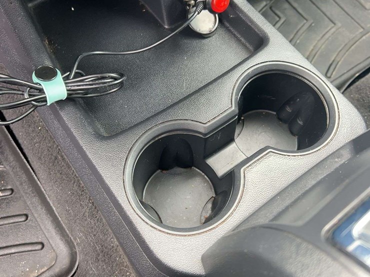 2010-dodge-journey-image-16