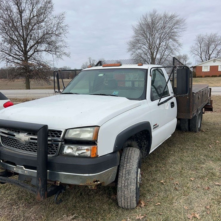 2005 CHEVROLET 3500