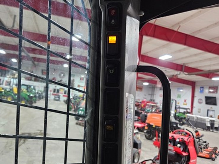 2020-case-tv450-image-22