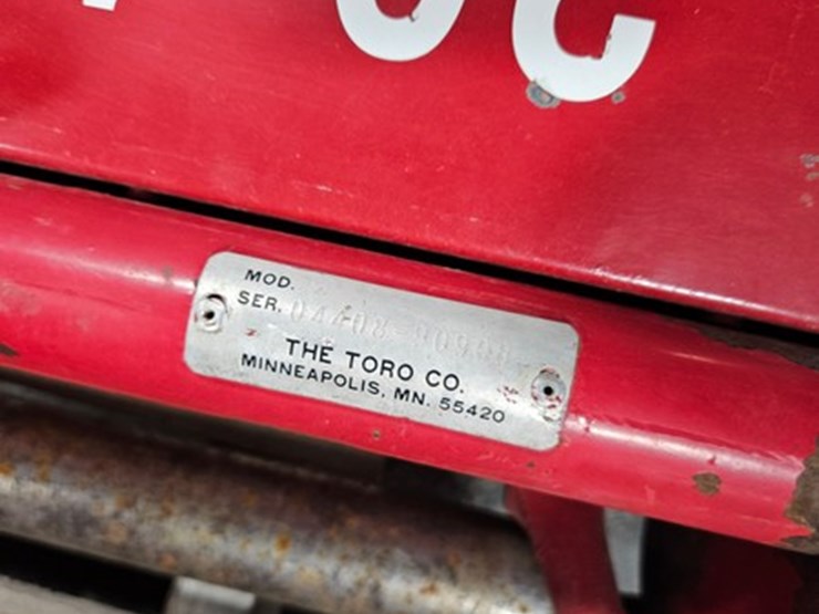 #146-•-(6)-spare-toro-mower-reels-image-9