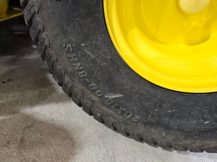 2013-john-deere-x300-image-24