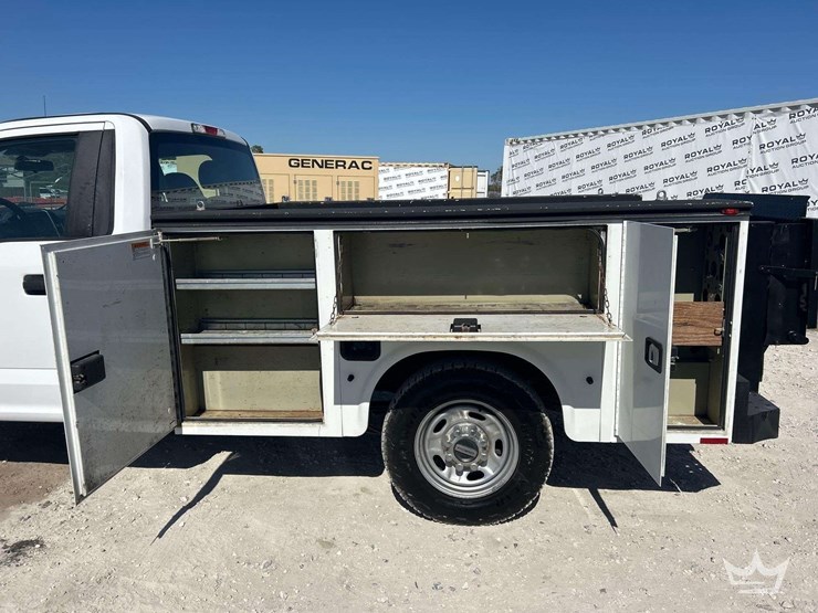 2019-ford-f250-image-18