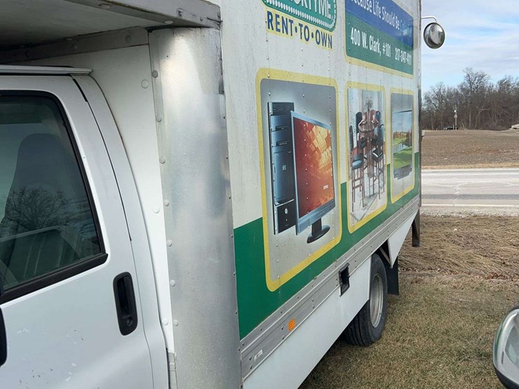 2009-gmc-3500-image-4