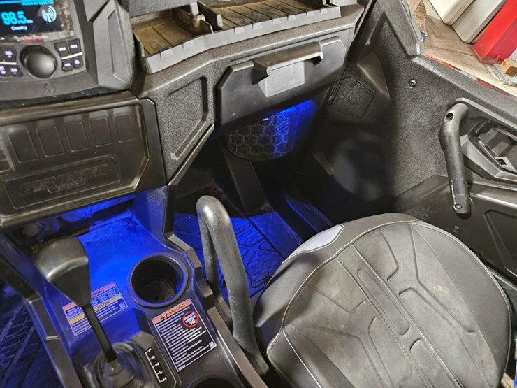 2020-general-polaris-image-31