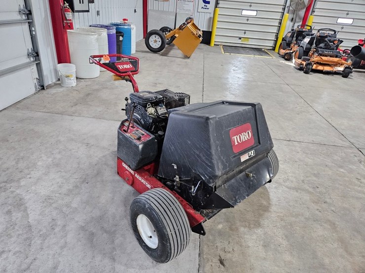 #159-•-toro-greens-aerator-image-7