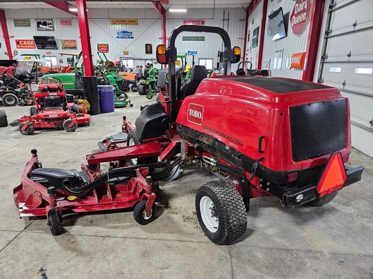 toro-groundsmaster-5900-image-3