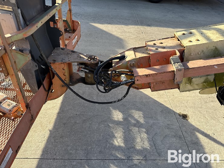 2007-jlg-600s-image-15