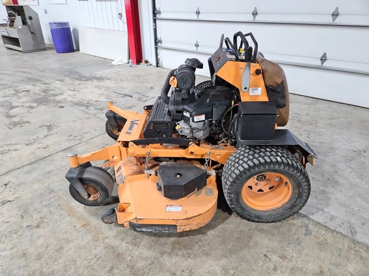 #104-•-2022-scag-v-ride-ii-stand-on-mower-image-2