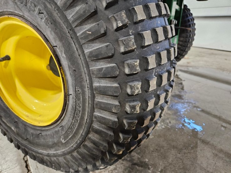 john-deere-gator-image-15