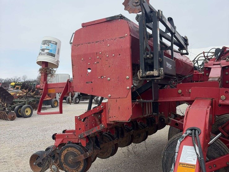 case-ih-5500-image-6