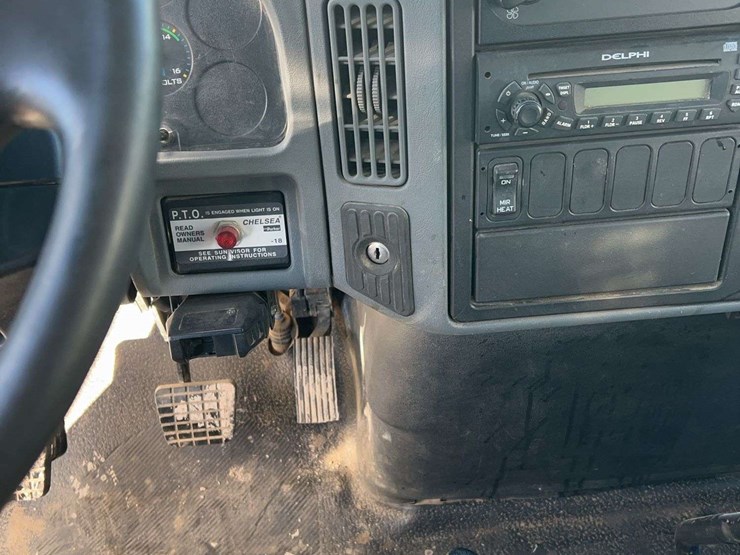 2006-international-durastar-4300-image-22