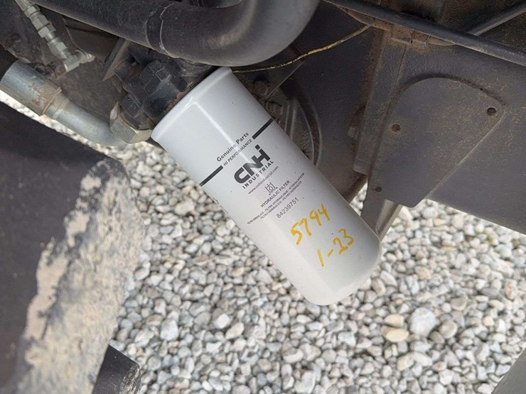 1995-case-ih-7240-image-23