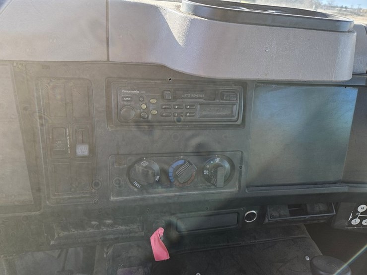 1995-international-4900-image-25