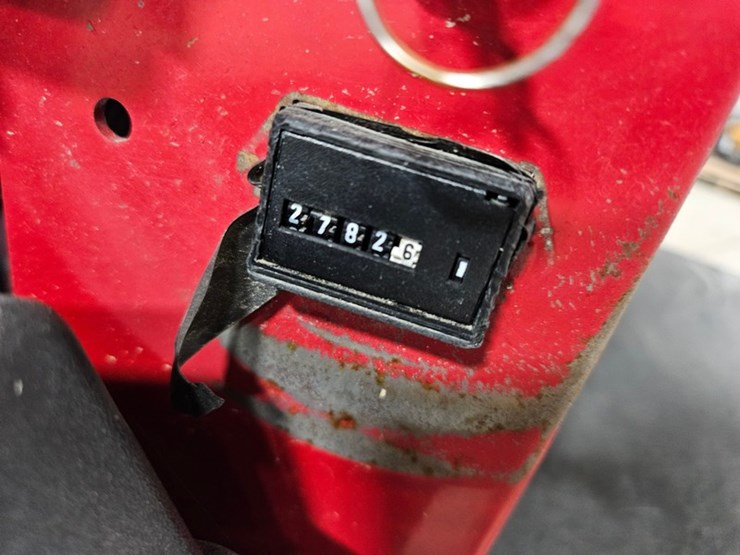 #108-•-2012-toro-pro-force-blower-image-16