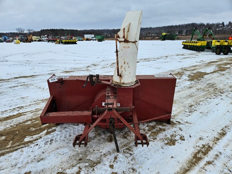 #92-•-ber-vac-d7-3pt-2-stage-snow-blower-image-4