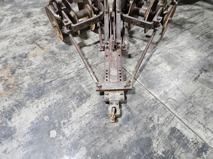 #169-•-pull-type-bog-disk-image-9