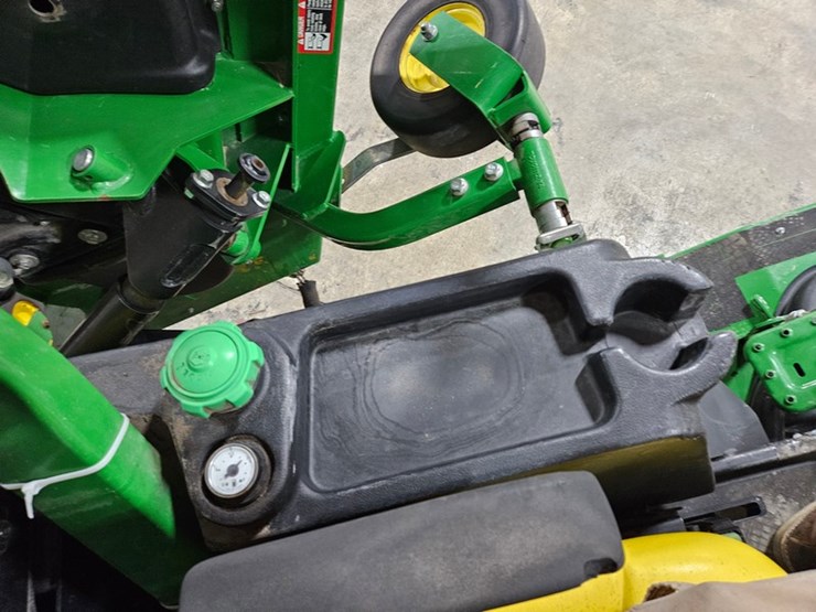 2021-john-deere-1600-turbo-image-20