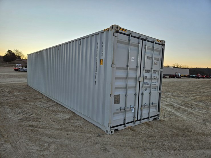#46-•-2025-40'-one-trip-container-image-1