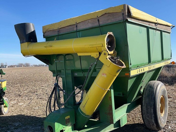 john-deere-1210-image-1