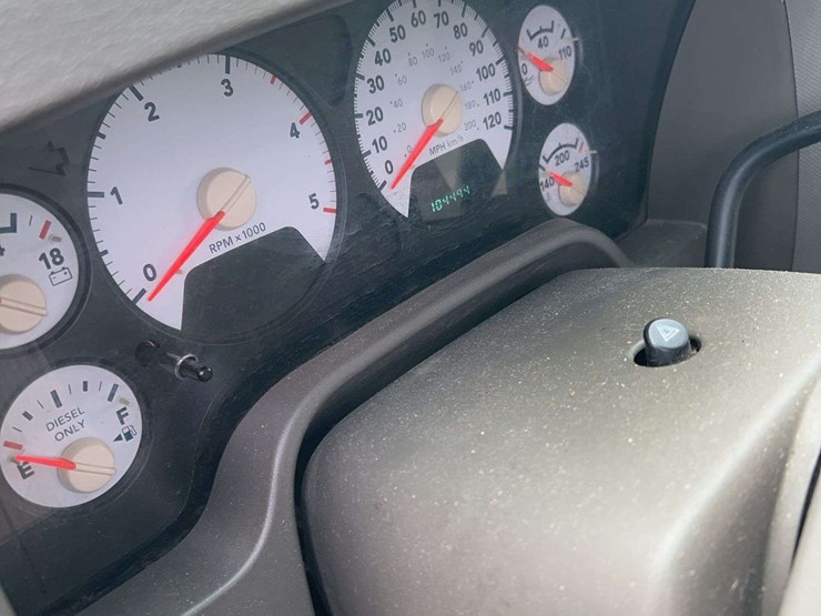 2006-dodge-ram-2500-image-19