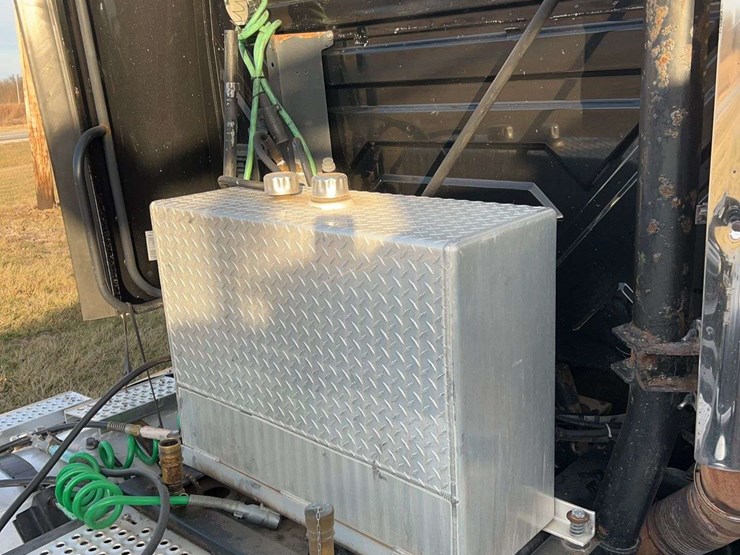 2015-international-prostar-image-8