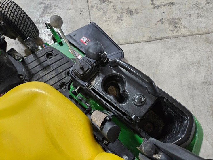 john-deere-1025r-image-19