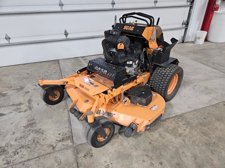#107-•-2022-scag-v-ride-ii-fuel-injected-stand-on-mower-image-1