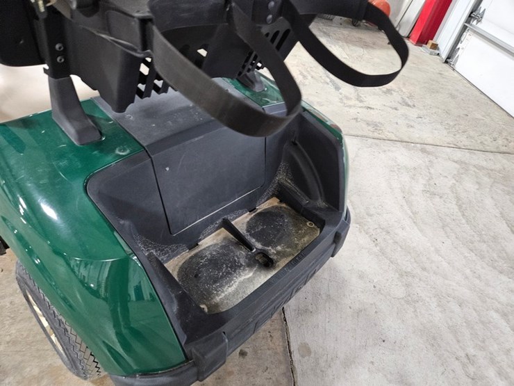 #143-•-2013-ez-go-rxv-electric-golf-cart-image-10