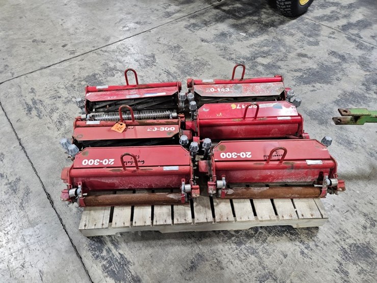 #145-•-(6)-spare-toro-mower-reels-image-4