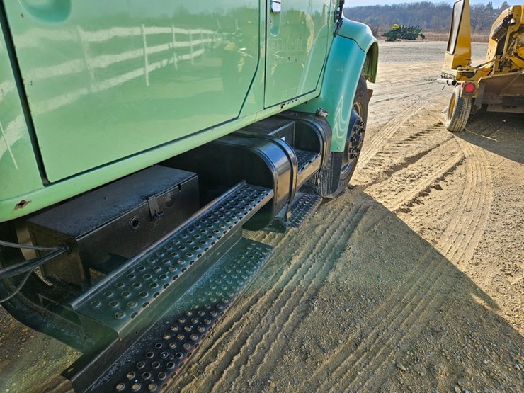 1995-international-4900-image-19