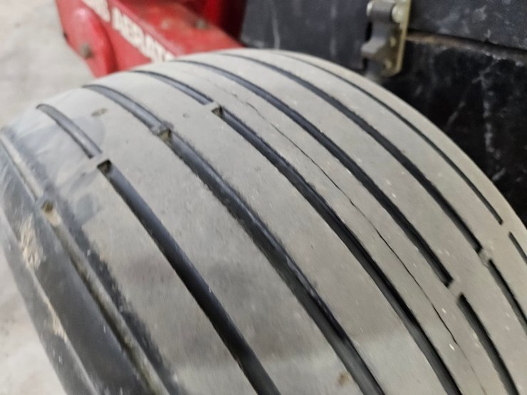 #159-•-toro-greens-aerator-image-32