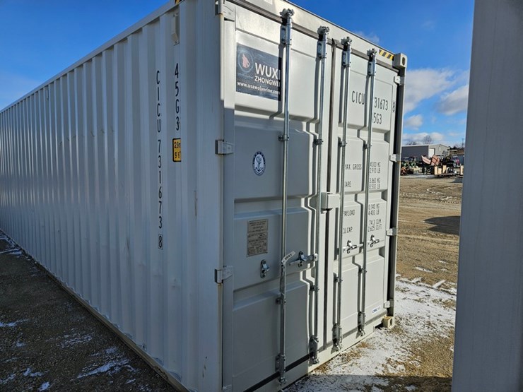 #97-•-40'-one-trip-container-image-8