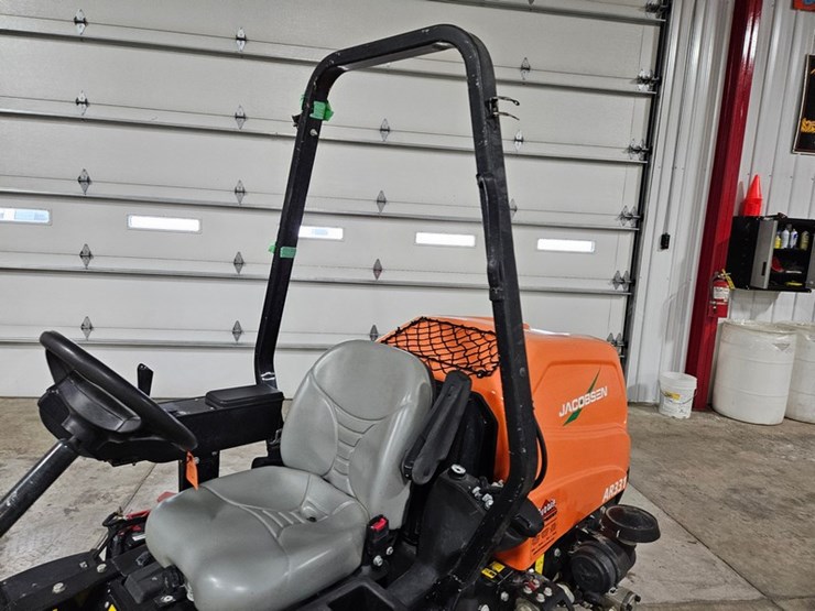 #137-•-jacobsen-ar331-mower-image-28