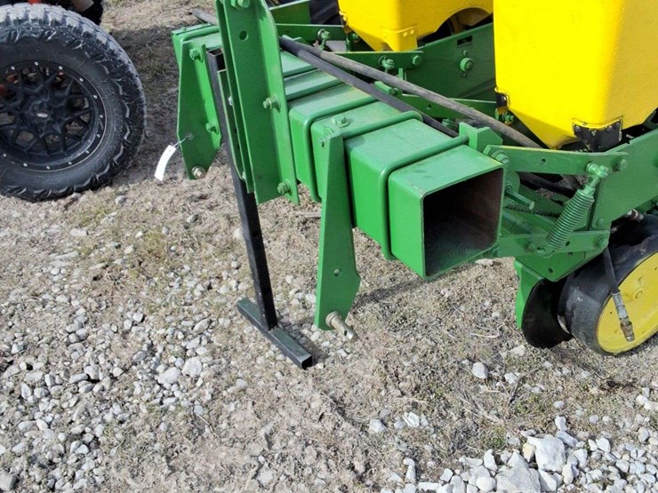 john-deere-7000-image-4