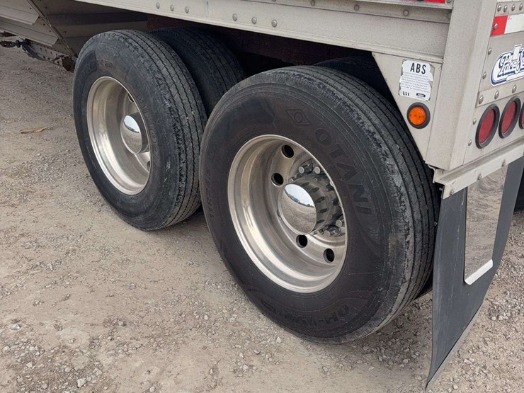 2001-wilson-hopper-bottom-image-19